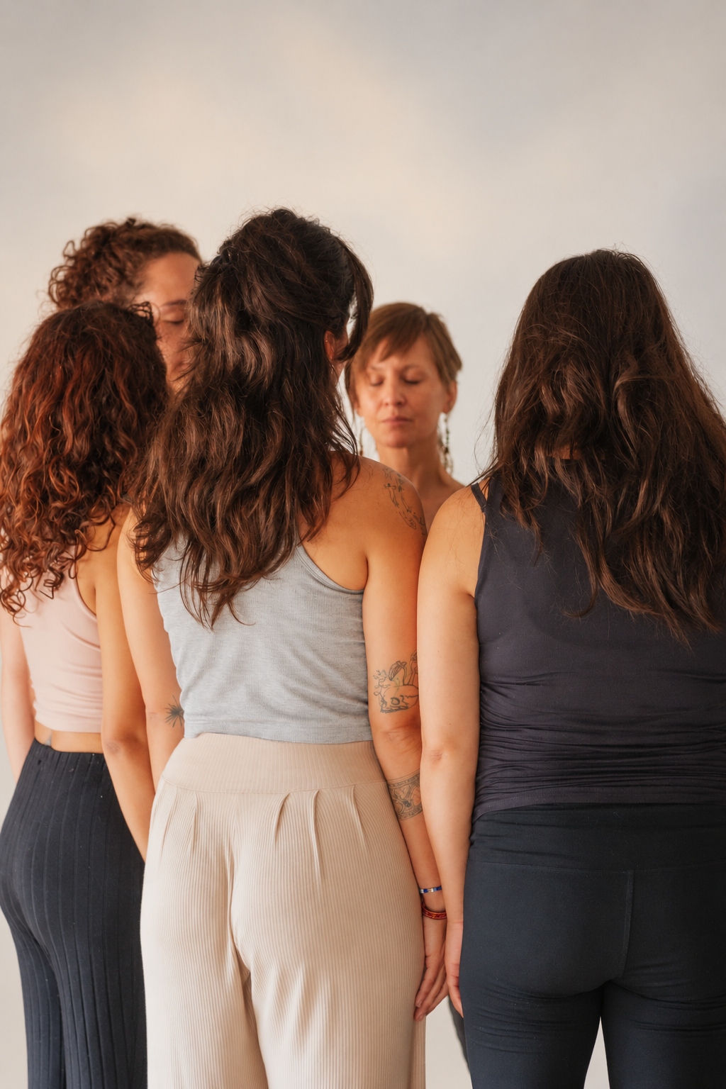 Grupo de mujeres en un espacio de escucha corporal